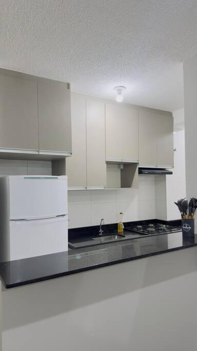Apto Centro Jandira, 16min Alphaville Apartment Jandira