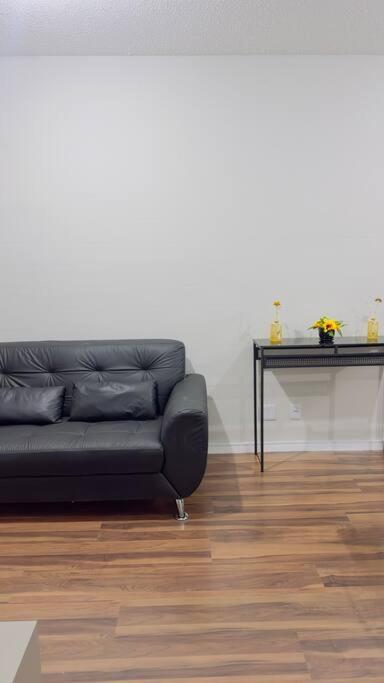 Apto Centro Jandira, 16min Alphaville Apartment